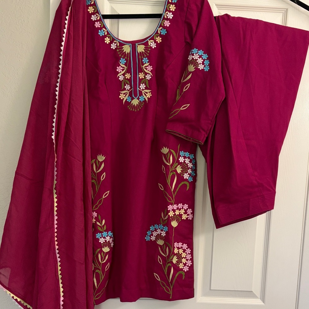 Embroidered Floral Magenta Indian suit salwar Set